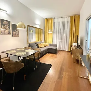 https://cozy-apartment-milan-20122.it-lombardy.com